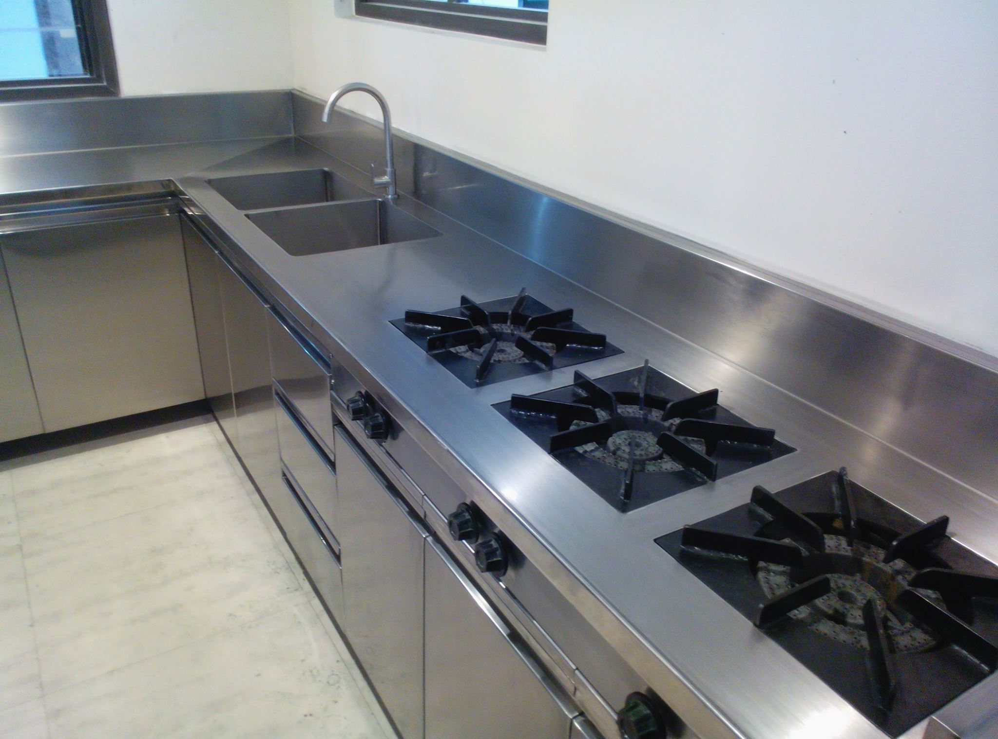 Complete Commercial Kitchen (SS Work)