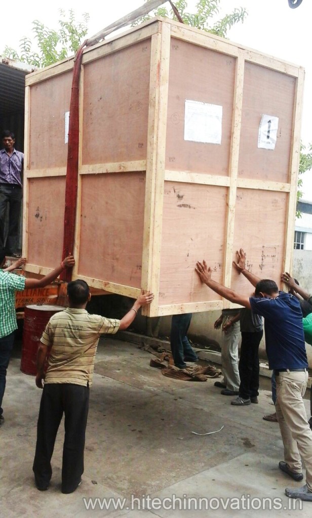 Conforming to International Standards Wooden Transit Packing Cases Boxes Being Loaded On Truck