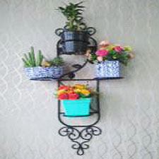 Wall-Hanging-Planters