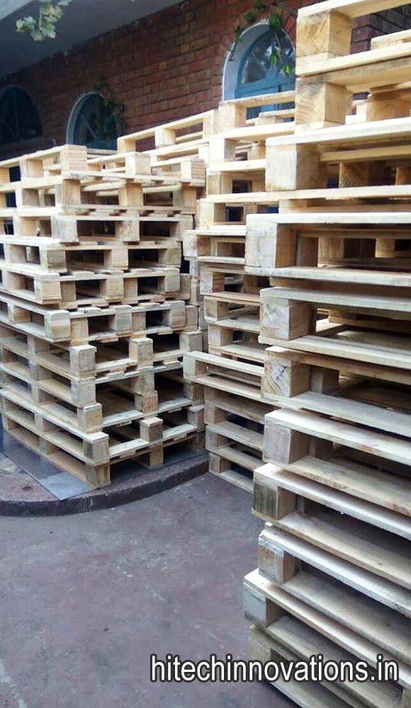 Wooden Pallets ready for exports at our factory